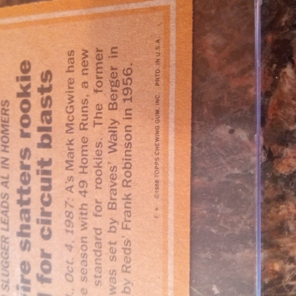 1988 Topps Mark McGwire ERROR #3 Card⚾ - Picture 16 of 17